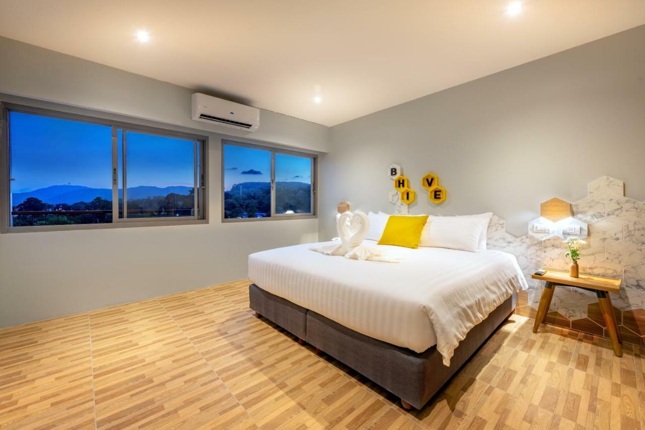 Beehive Boutique Hotel Пхукет Экстерьер фото
