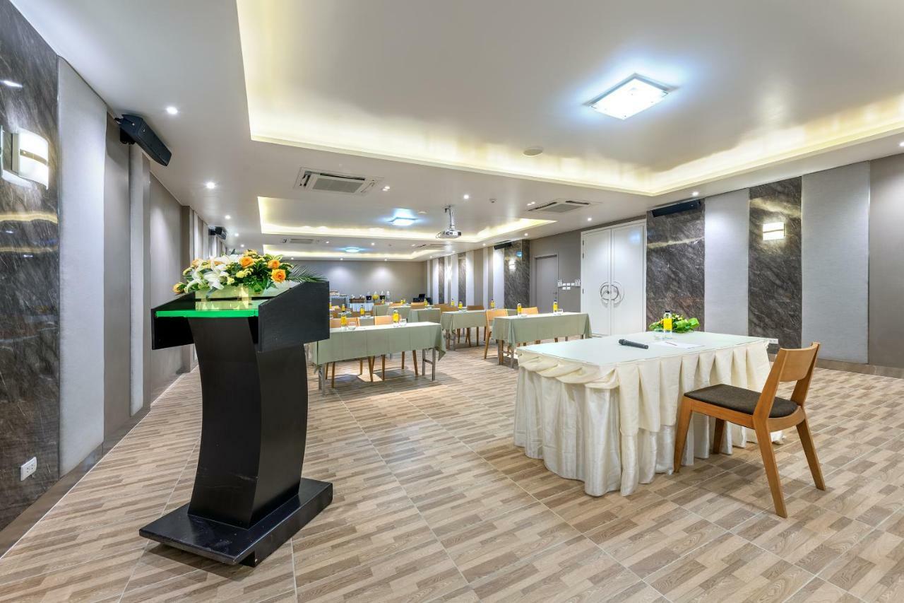 Beehive Boutique Hotel Пхукет Экстерьер фото